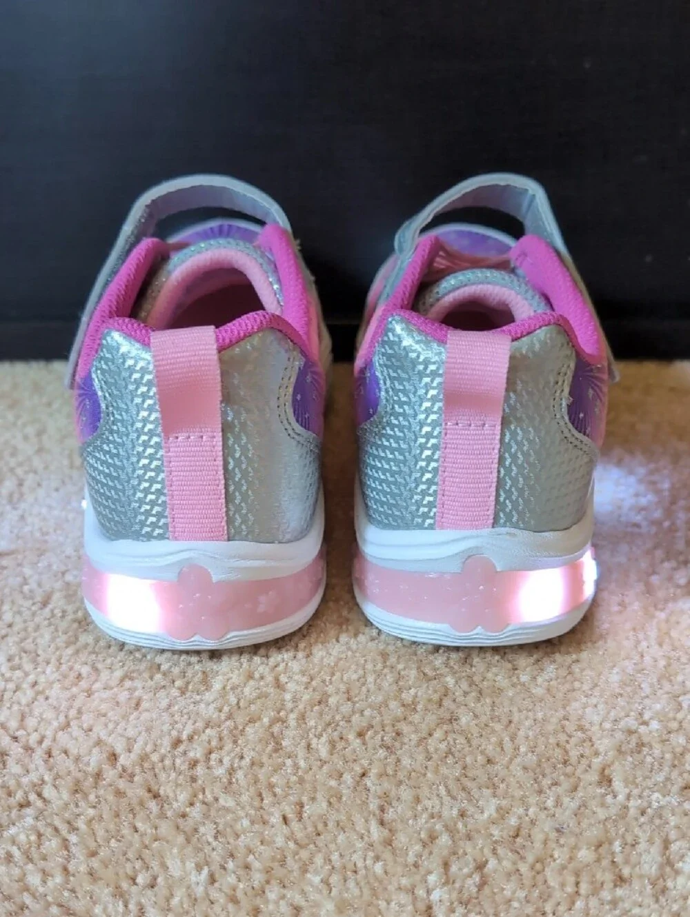 NWOB Skechers S-Lights Power Petals Girls Sneakers 2Y